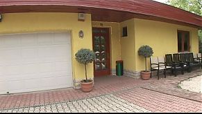 Uncle and two grandchildren