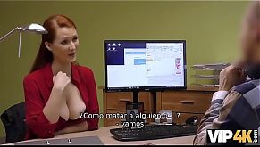 VIP4K. Agente folla a la pelirroja tetona Isabella Lui porque realmente necesita dinero