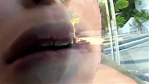 Два негра с большими пенисами трахнули сексуальную девку