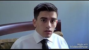 Молодой трахает сексуальную шоколадку