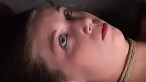 Schlampe wird gekidnappt