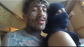 COMI A NOVINHA DE 18