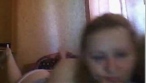 Masha il ne faut pas oublier de fermer le chat